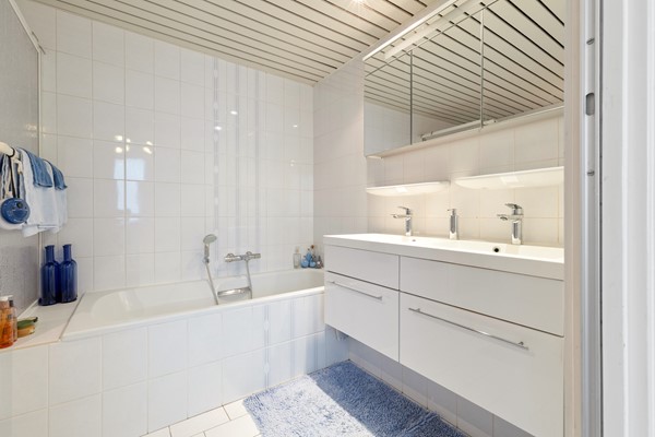 Medium property photo - Tenelenweg 152, 6367 VZ Voerendaal
